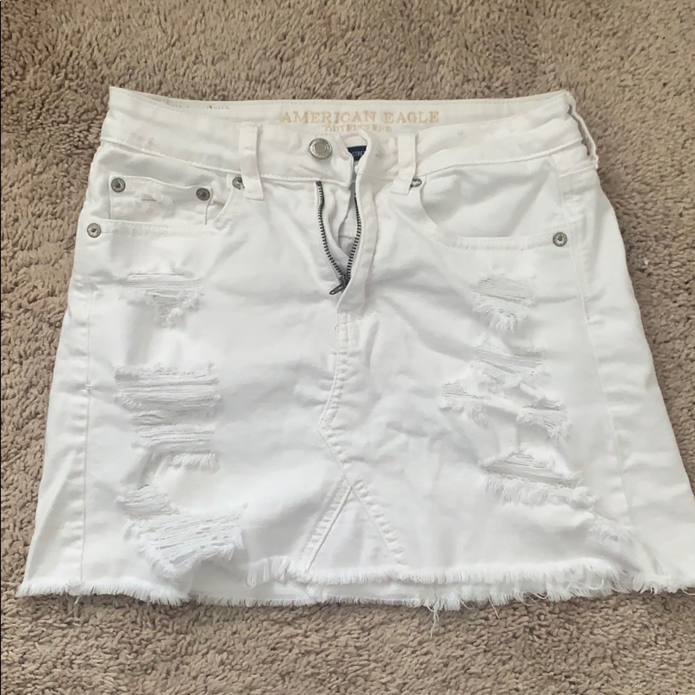 American Eagle white mini skirt